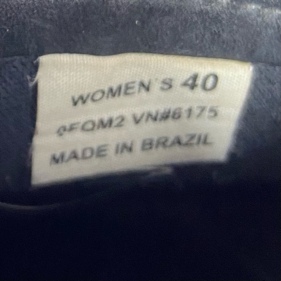 L L Bean Womens Brown Leather Clogs Mules Slip-On Shoes Made In Brazil 40 - Picture 4 of 7